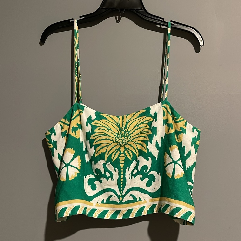 Antonio Melani
Callista Square Neck Blend Printed Coordinating Tank Top - Picture 3 of 7